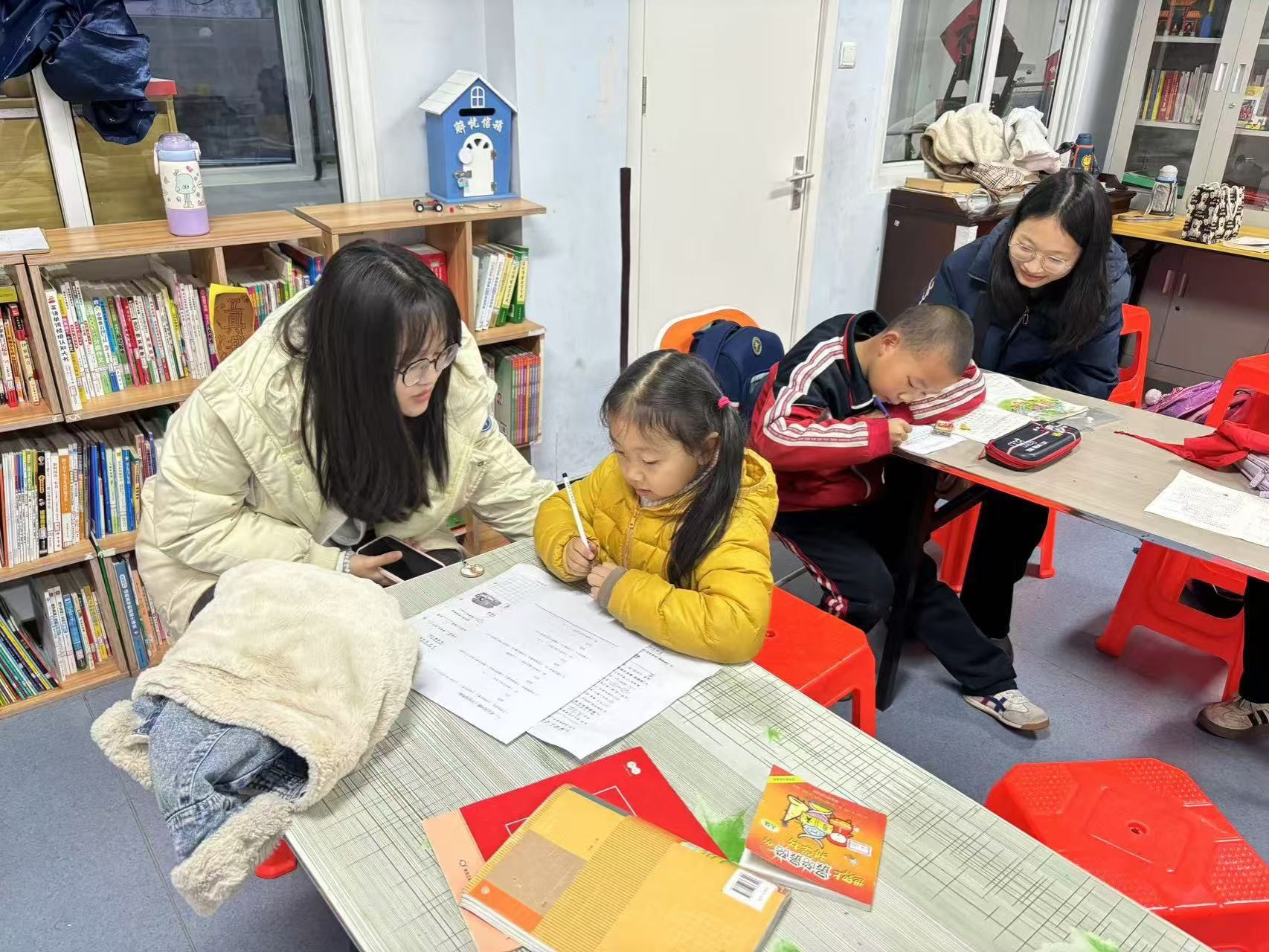 我院青协开展积成社“四点半课堂”活动